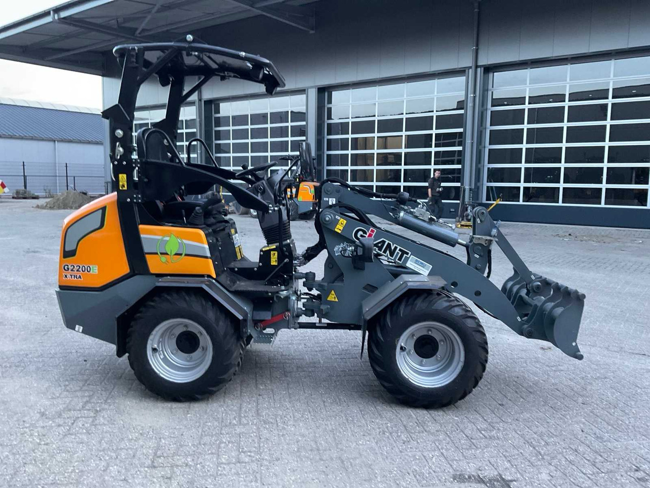 2022 GIANT G2200E X-TRA ELECTRIC MINI SHOVEL - Hjullaster: bilde 5 2022 GIANT G2200E X-TRA ELECTRIC MINI SHOVEL - Hjullaster: bilde 5