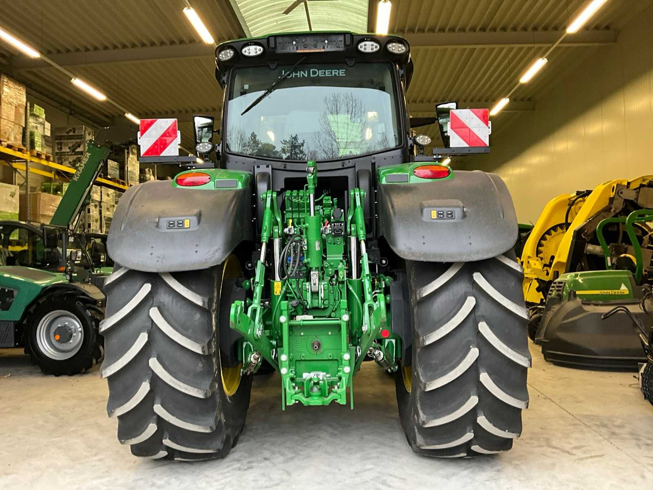 2023 JOHN DEERE 6R230 FOUR WHEEL DRIVE FARM TRACTOR - Traktor: bilde 5 2023 JOHN DEERE 6R230 FOUR WHEEL DRIVE FARM TRACTOR - Traktor: bilde 5