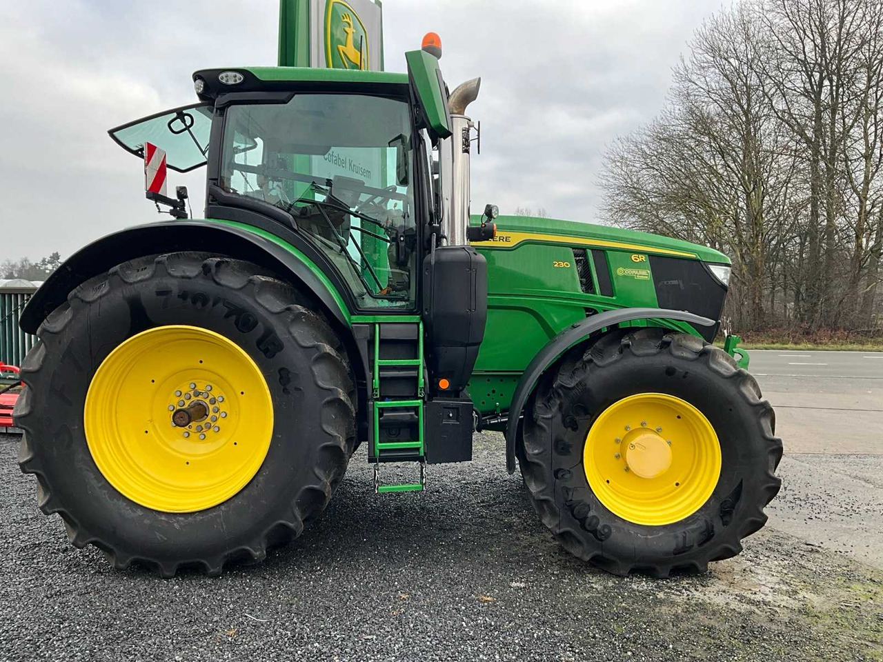 2023 JOHN DEERE 6R230 FOUR WHEEL DRIVE FARM TRACTOR - Traktor: bilde 4 2023 JOHN DEERE 6R230 FOUR WHEEL DRIVE FARM TRACTOR - Traktor: bilde 4