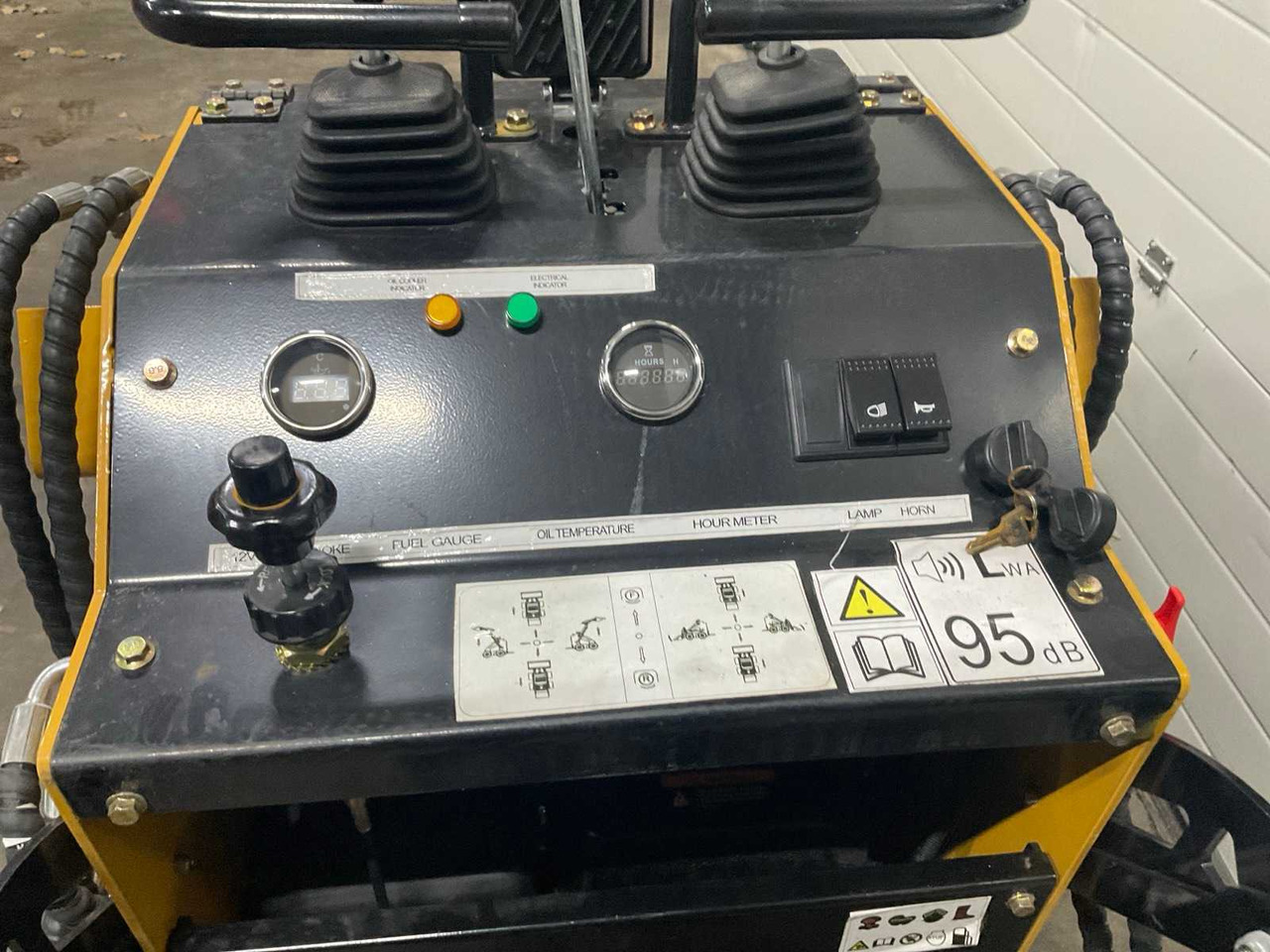 2025 JINING LIHUS HEAVY LRT 360 SKID STEER LOADER - Kompakt beltelaster: bilde 4 2025 JINING LIHUS HEAVY LRT 360 SKID STEER LOADER - Kompakt beltelaster: bilde 4