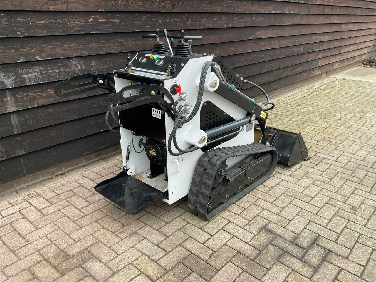 2025 JLH LRT 360 SKID STEER LOADER - Kompakt beltelaster: bilde 3 2025 JLH LRT 360 SKID STEER LOADER - Kompakt beltelaster: bilde 3