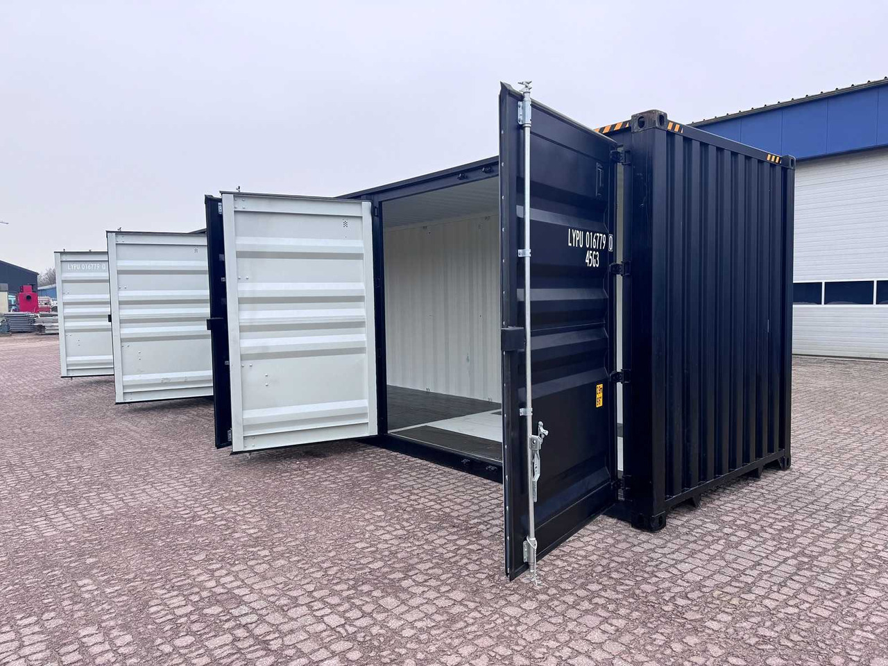 40ft High Cube shipping container with 3 side doors - Frakt container: bilde 1 40ft High Cube shipping container with 3 side doors - Frakt container: bilde 1