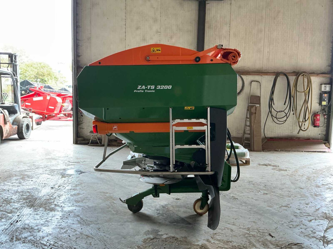 Amazone ZA-TS 3200 - Gjødselspreder: bilde 2 Amazone ZA-TS 3200 - Gjødselspreder: bilde 2