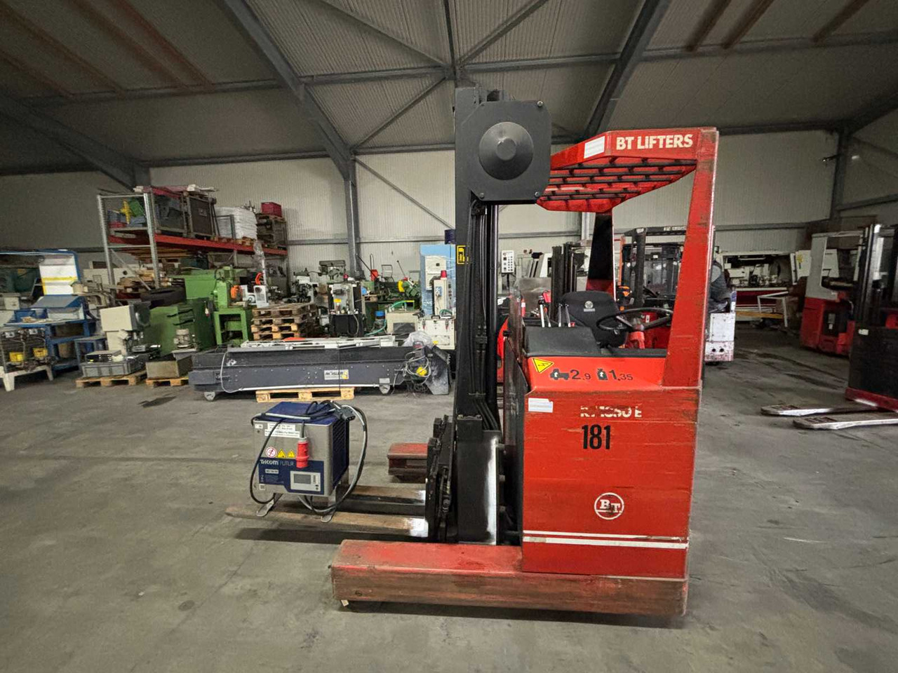 BT BT RT 1350 E REACH FORKLIFT - Gaffeltruck: bilde 1 BT BT RT 1350 E REACH FORKLIFT - Gaffeltruck: bilde 1