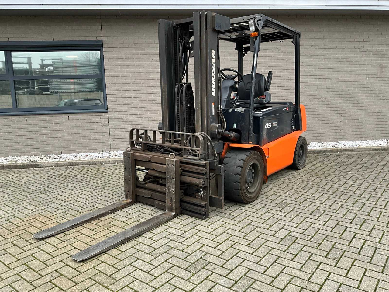 DOOSAN - B45X-5 - FORKLIFT - Gaffeltruck: bilde 1 DOOSAN - B45X-5 - FORKLIFT - Gaffeltruck: bilde 1