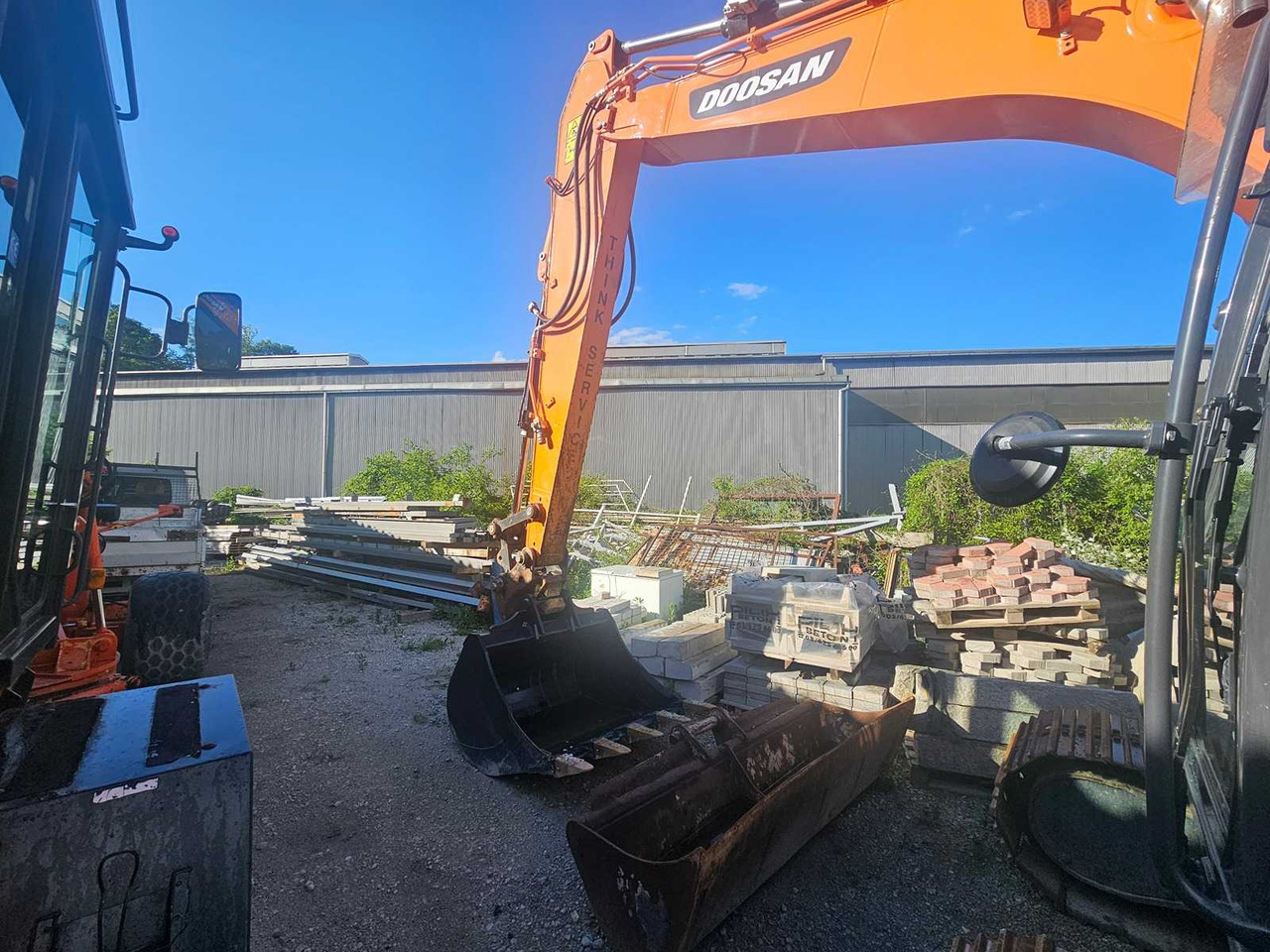 DOOSAN DX140LCR-7 - Beltegraver: bilde 5 DOOSAN DX140LCR-7 - Beltegraver: bilde 5
