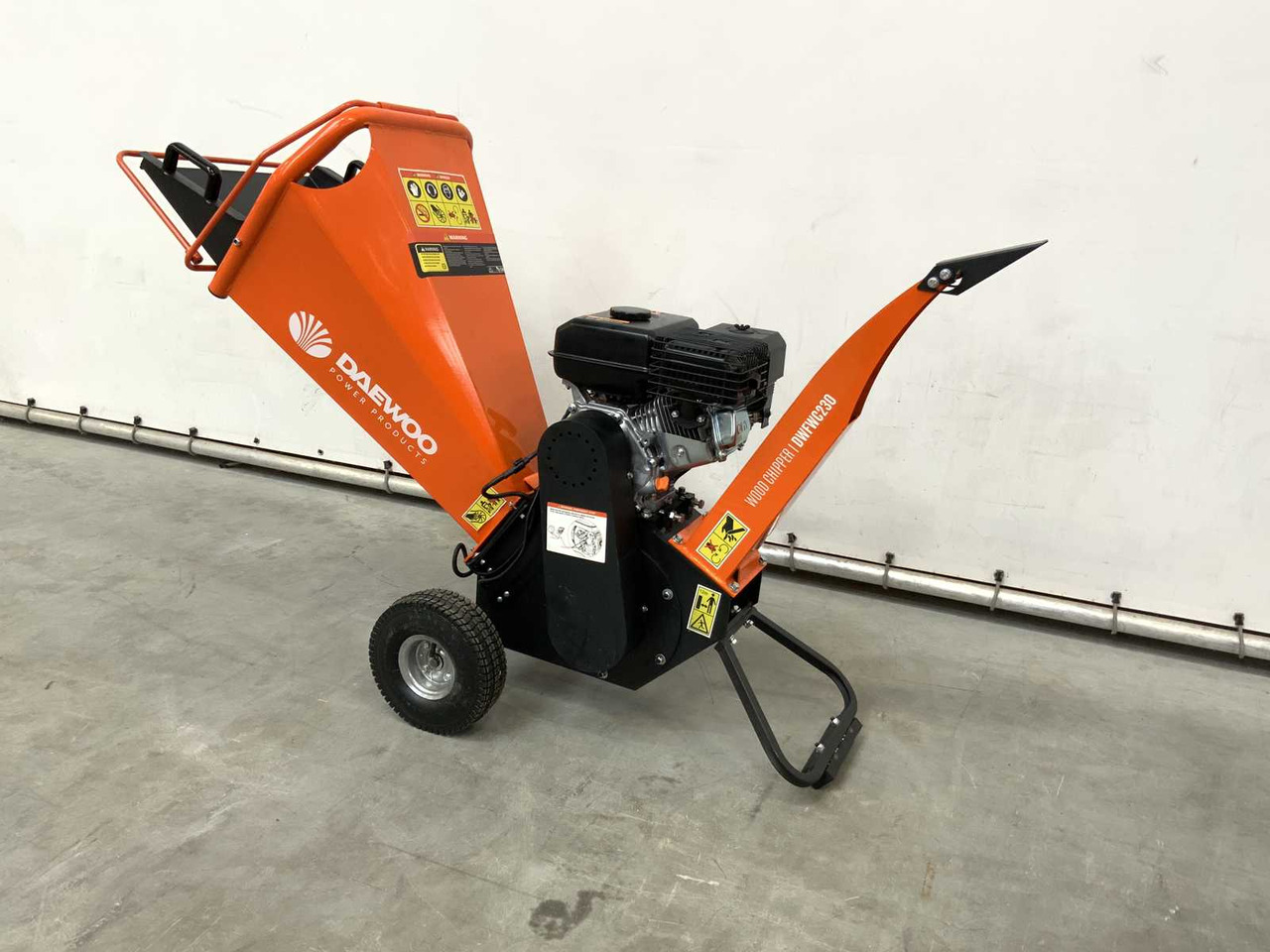 Daewoo DWFWC230 - Flismaskin: bilde 3 Daewoo DWFWC230 - Flismaskin: bilde 3