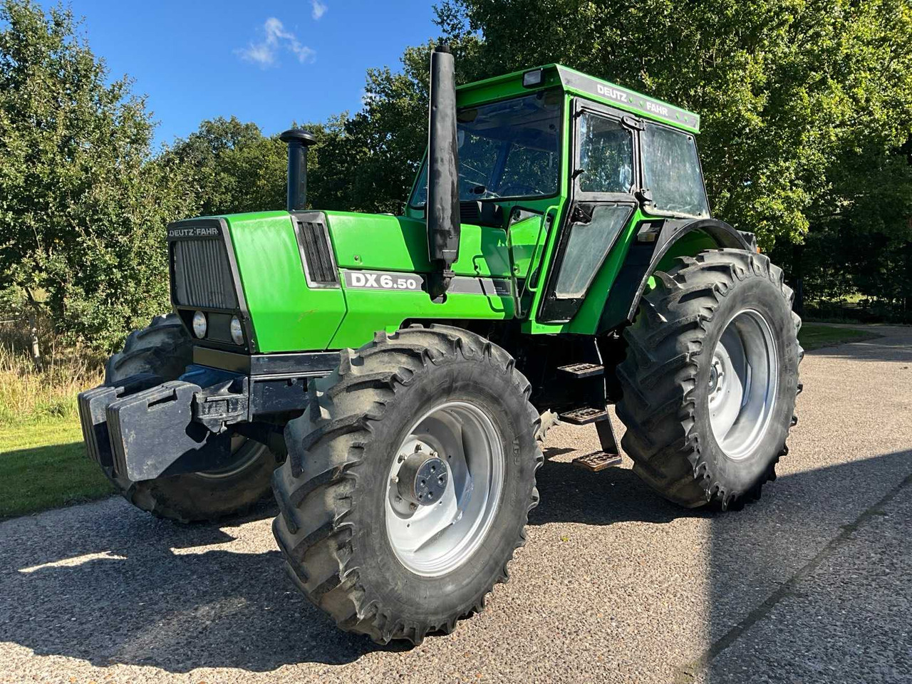 Deutz-Fahr DX 6.50 - Traktor: bilde 2 Deutz-Fahr DX 6.50 - Traktor: bilde 2