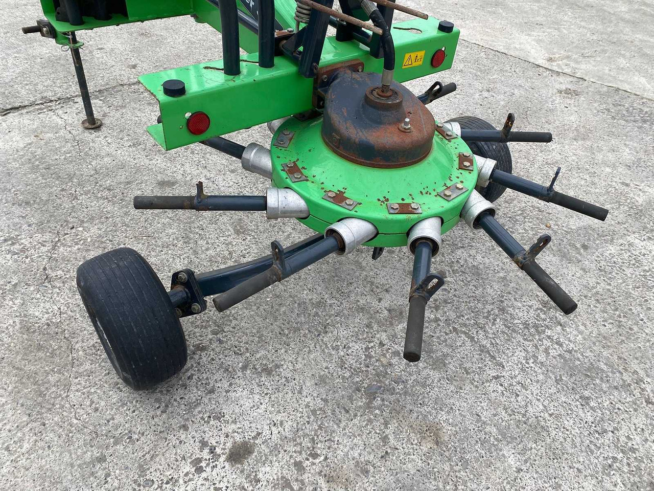 Deutz Fahr SWATMASTER 3421 - Grasutstyr: bilde 4 Deutz Fahr SWATMASTER 3421 - Grasutstyr: bilde 4