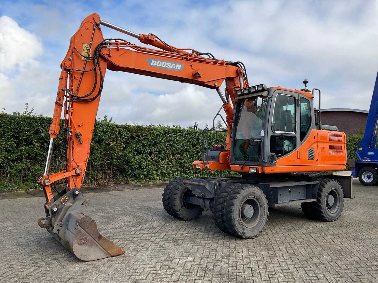 Doosan 2015 DOOSAN DX140W-3 WHEELED EXCAVATOR - Hjulgraver: bilde 1 Doosan 2015 DOOSAN DX140W-3 WHEELED EXCAVATOR - Hjulgraver: bilde 1