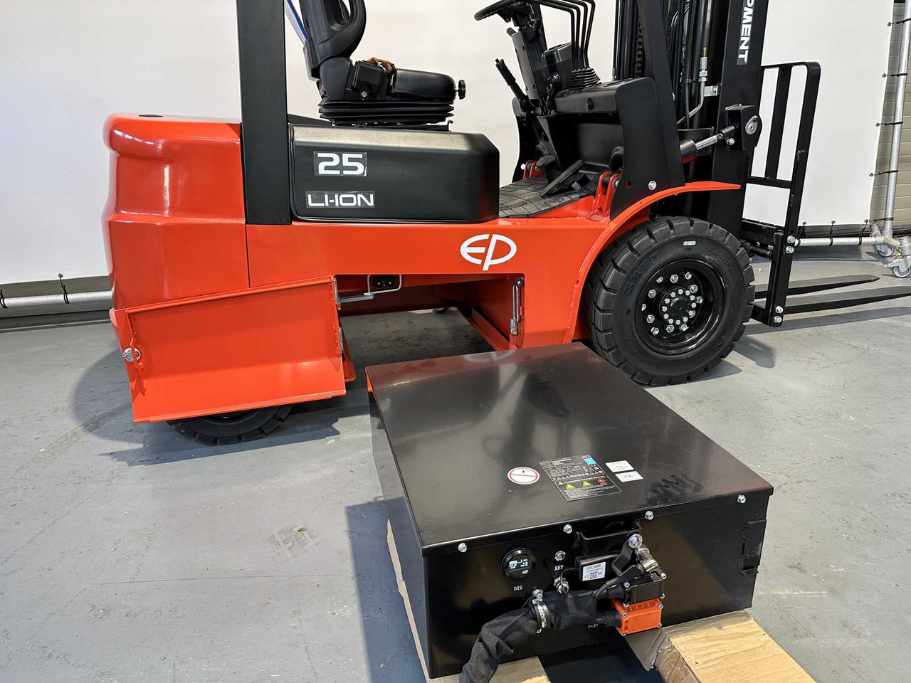 Gaffeltruck EP - EFL 252 X - FORK POSITIONER, SIDESHIFT, TRIPLEX, FORKLIFT 2025: bilde 20