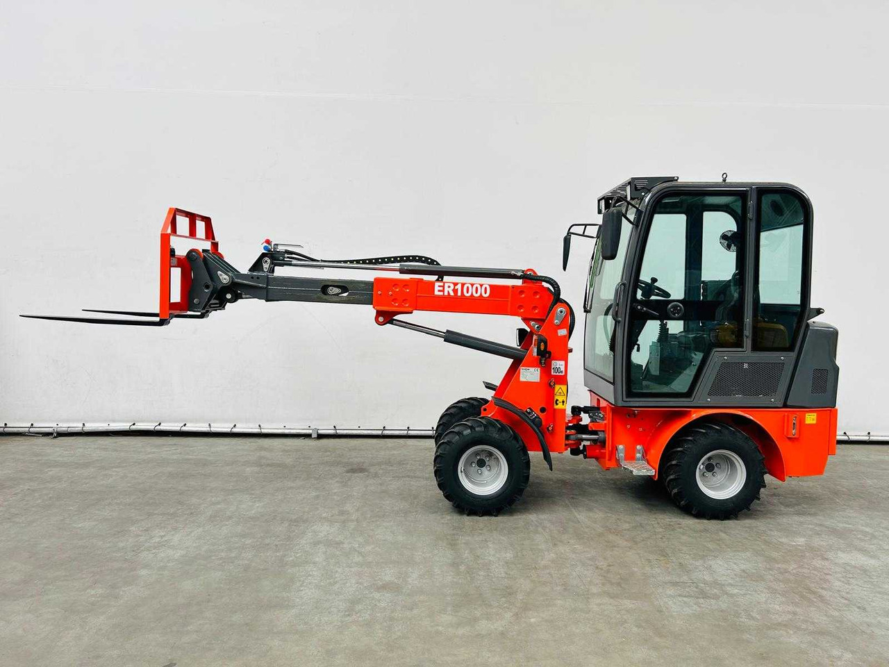 EVERUN - 2025 - ER1000 - TELESCOPIC ARTICULATED WHEEL LOADER KUBOTA EURO5 - Hjullaster: bilde 4 EVERUN - 2025 - ER1000 - TELESCOPIC ARTICULATED WHEEL LOADER KUBOTA EURO5 - Hjullaster: bilde 4
