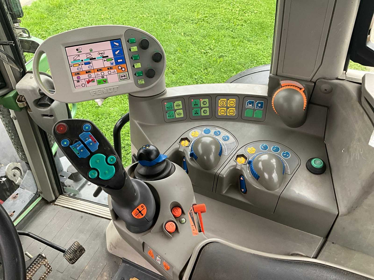 Traktor Fendt 415 vario: bilde 35