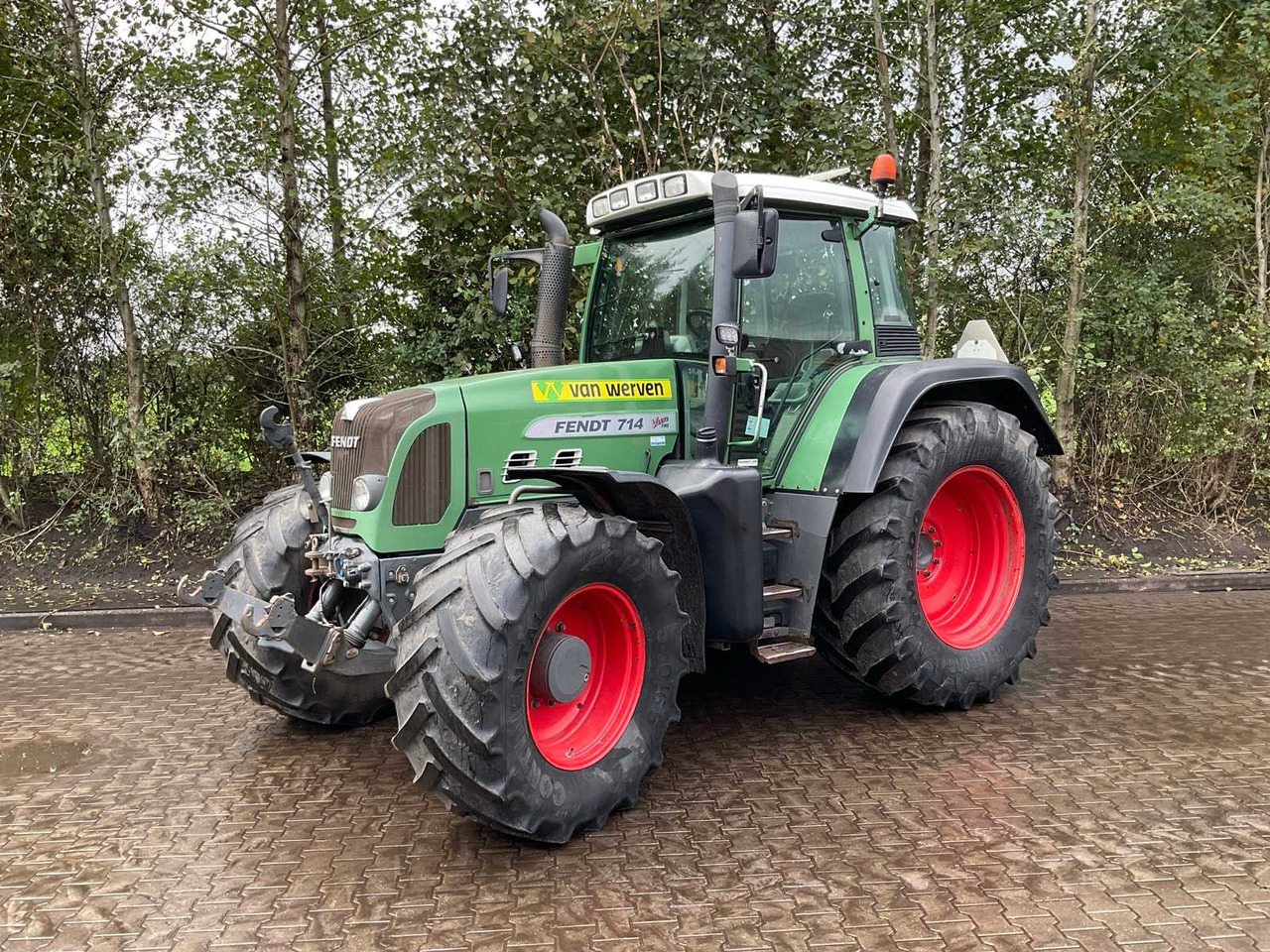 Fendt 714 Vario TMS - Traktor: bilde 1 Fendt 714 Vario TMS - Traktor: bilde 1