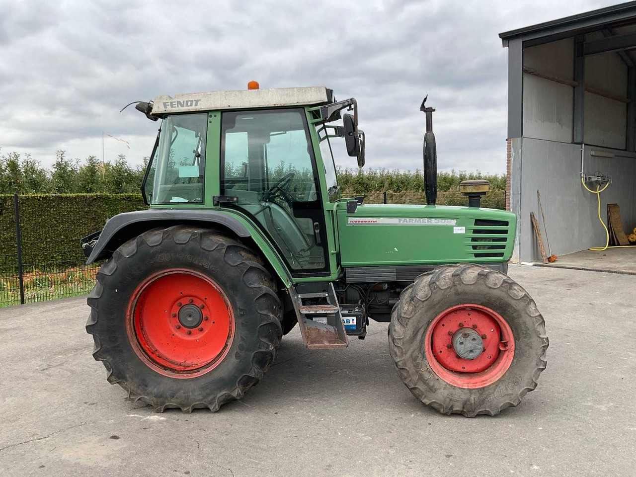 Fendt Farmer 309 - Traktor: bilde 4 Fendt Farmer 309 - Traktor: bilde 4