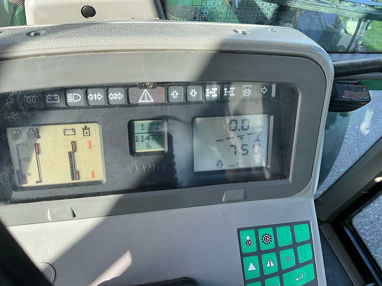 Traktor Fendt Favorit 512C Turboshift: bilde 34 Traktor Fendt Favorit 512C Turboshift: bilde 34