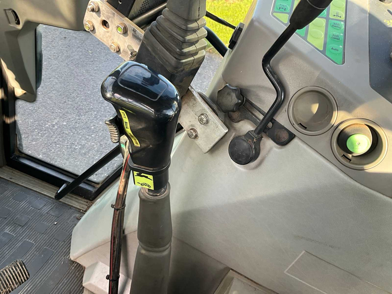 Traktor Fendt Favorit 512C Turboshift: bilde 43 Traktor Fendt Favorit 512C Turboshift: bilde 43