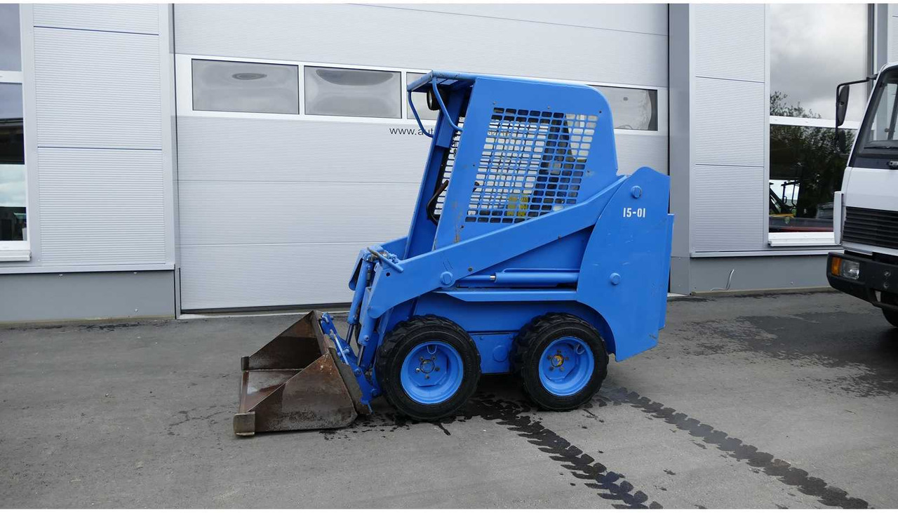 Gehl SL1635 - Kompaktlaster: bilde 1 Gehl SL1635 - Kompaktlaster: bilde 1