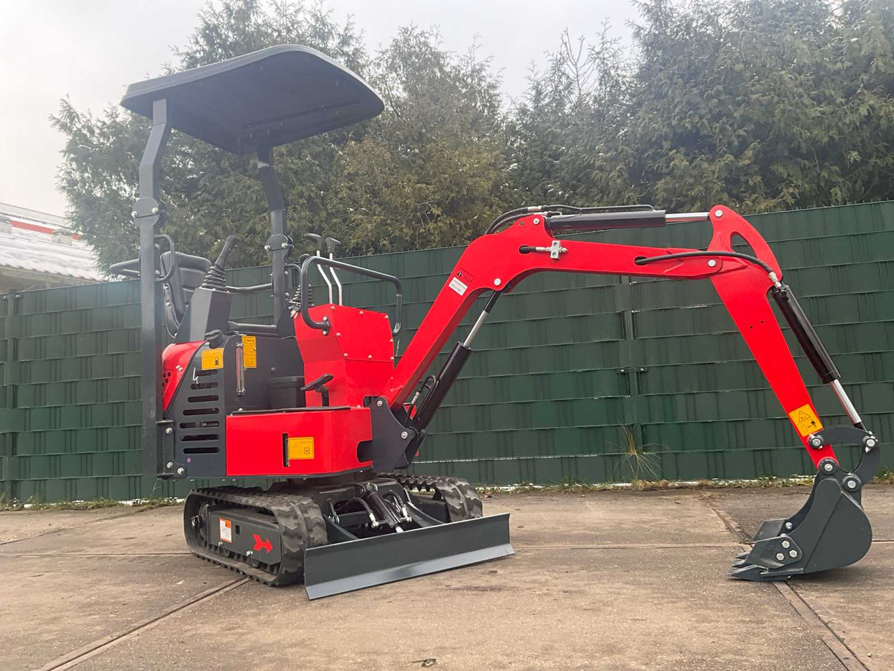 HH L10 - Minigraver: bilde 2 HH L10 - Minigraver: bilde 2
