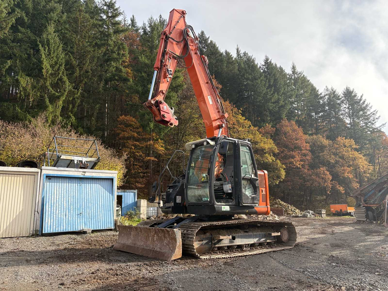 HITACHI ZX135US (2021) – CRAWLER EXCAVATOR WITH HUGE ACCESSORY PACKAGE - Gravemaskin: bilde 2 HITACHI ZX135US (2021) – CRAWLER EXCAVATOR WITH HUGE ACCESSORY PACKAGE - Gravemaskin: bilde 2