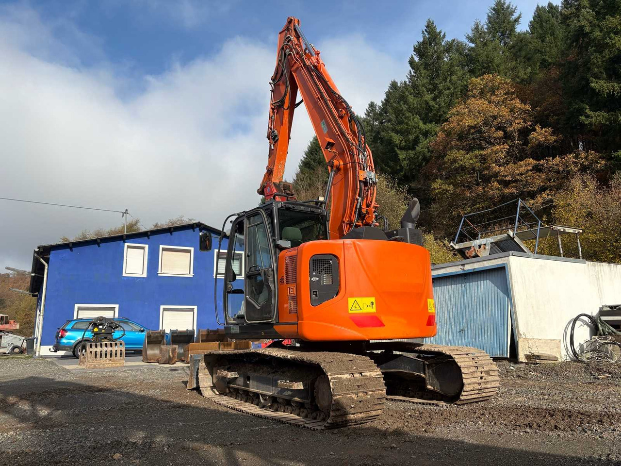 HITACHI ZX135US (2021) – CRAWLER EXCAVATOR WITH HUGE ACCESSORY PACKAGE - Gravemaskin: bilde 3 HITACHI ZX135US (2021) – CRAWLER EXCAVATOR WITH HUGE ACCESSORY PACKAGE - Gravemaskin: bilde 3