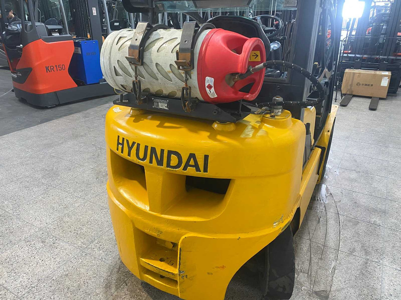 HYUNDAI - 2012 - 25L-7A - FORKLIFT TRUCK - Gaffeltruck: bilde 5 HYUNDAI - 2012 - 25L-7A - FORKLIFT TRUCK - Gaffeltruck: bilde 5