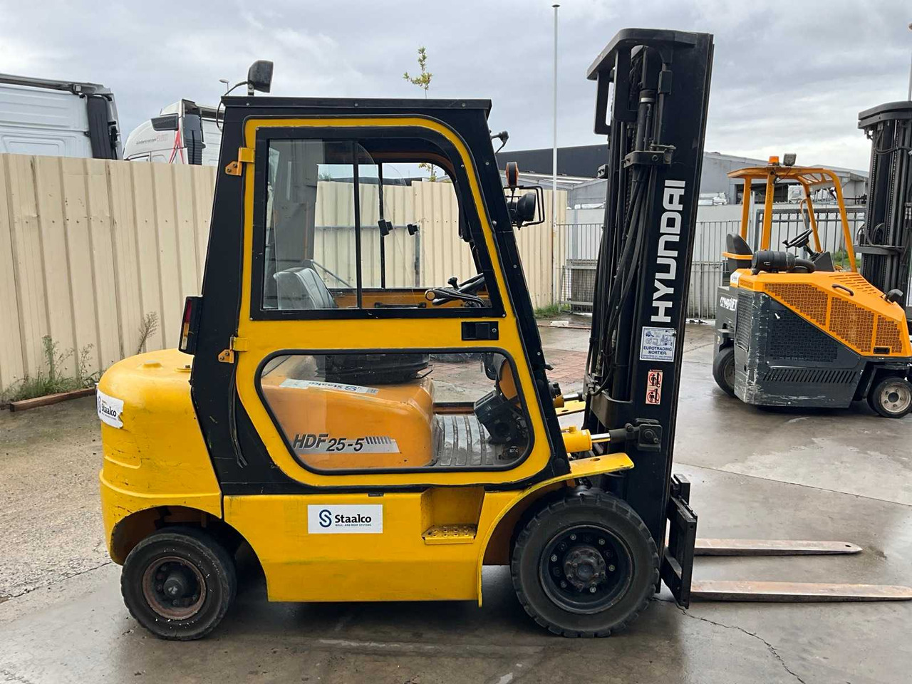 HYUNDAI HDF25-5 FORKLIFT - Gaffeltruck: bilde 5 HYUNDAI HDF25-5 FORKLIFT - Gaffeltruck: bilde 5