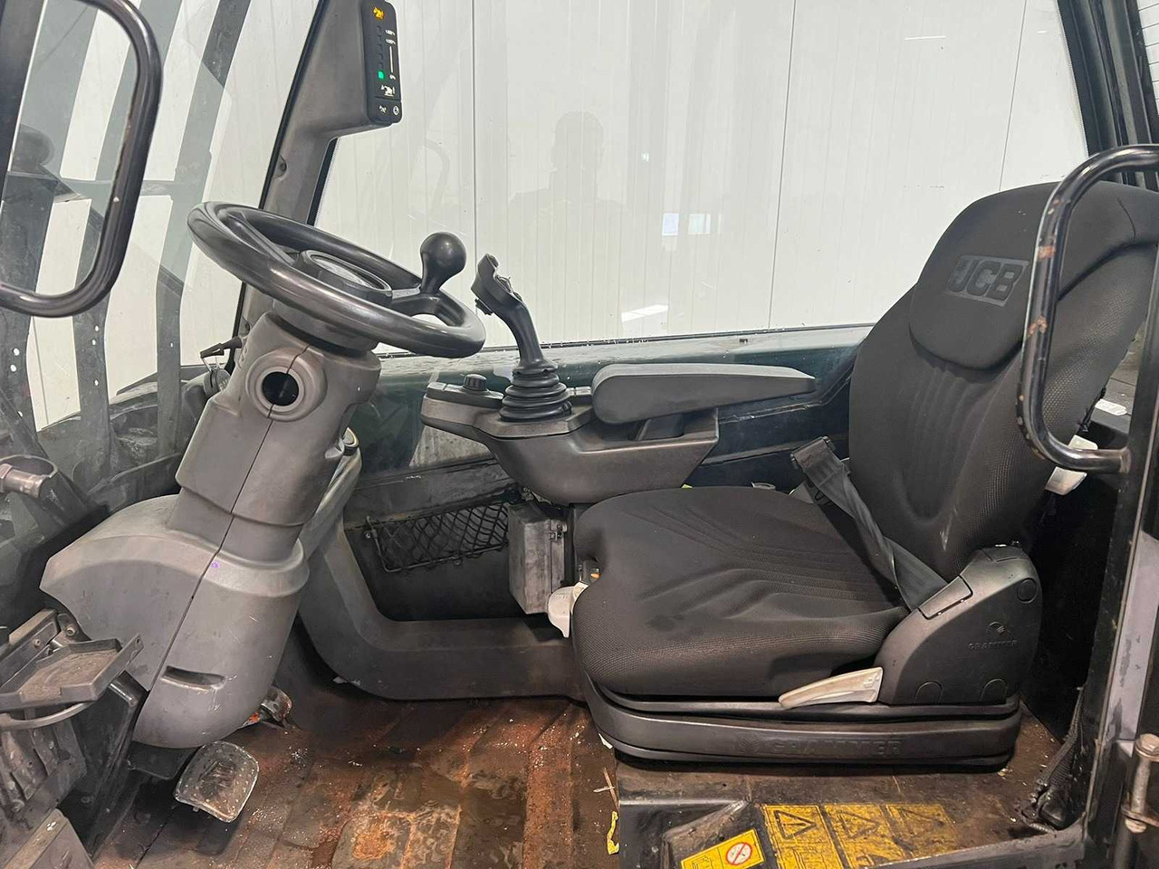 JCB - 2020 - TLT30-19E WITH FORK POSITIONER - FORKLIFT - SIDE-SHIFT - Gaffeltruck: bilde 3 JCB - 2020 - TLT30-19E WITH FORK POSITIONER - FORKLIFT - SIDE-SHIFT - Gaffeltruck: bilde 3