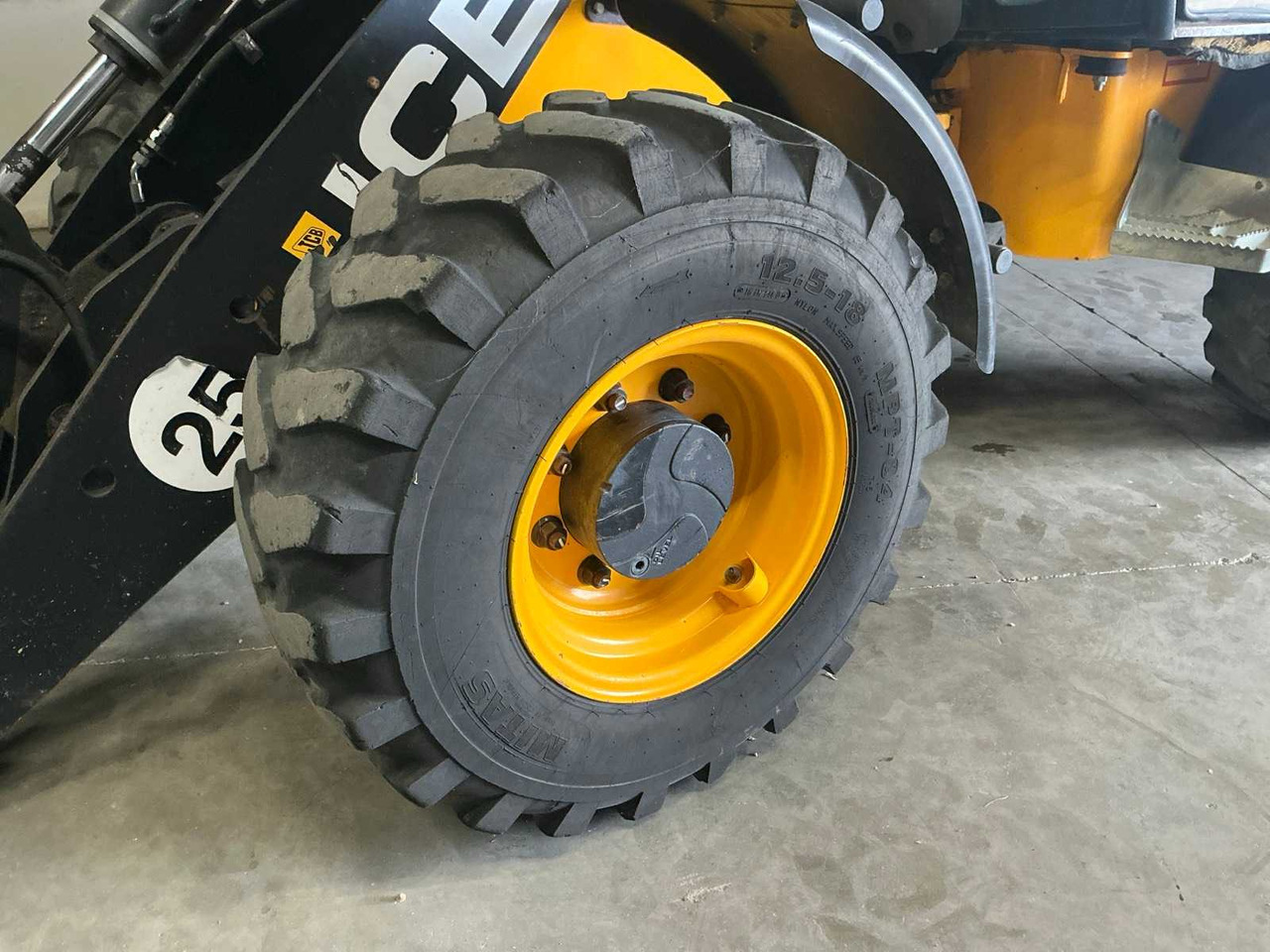 Hjullaster JCB 406: bilde 11
