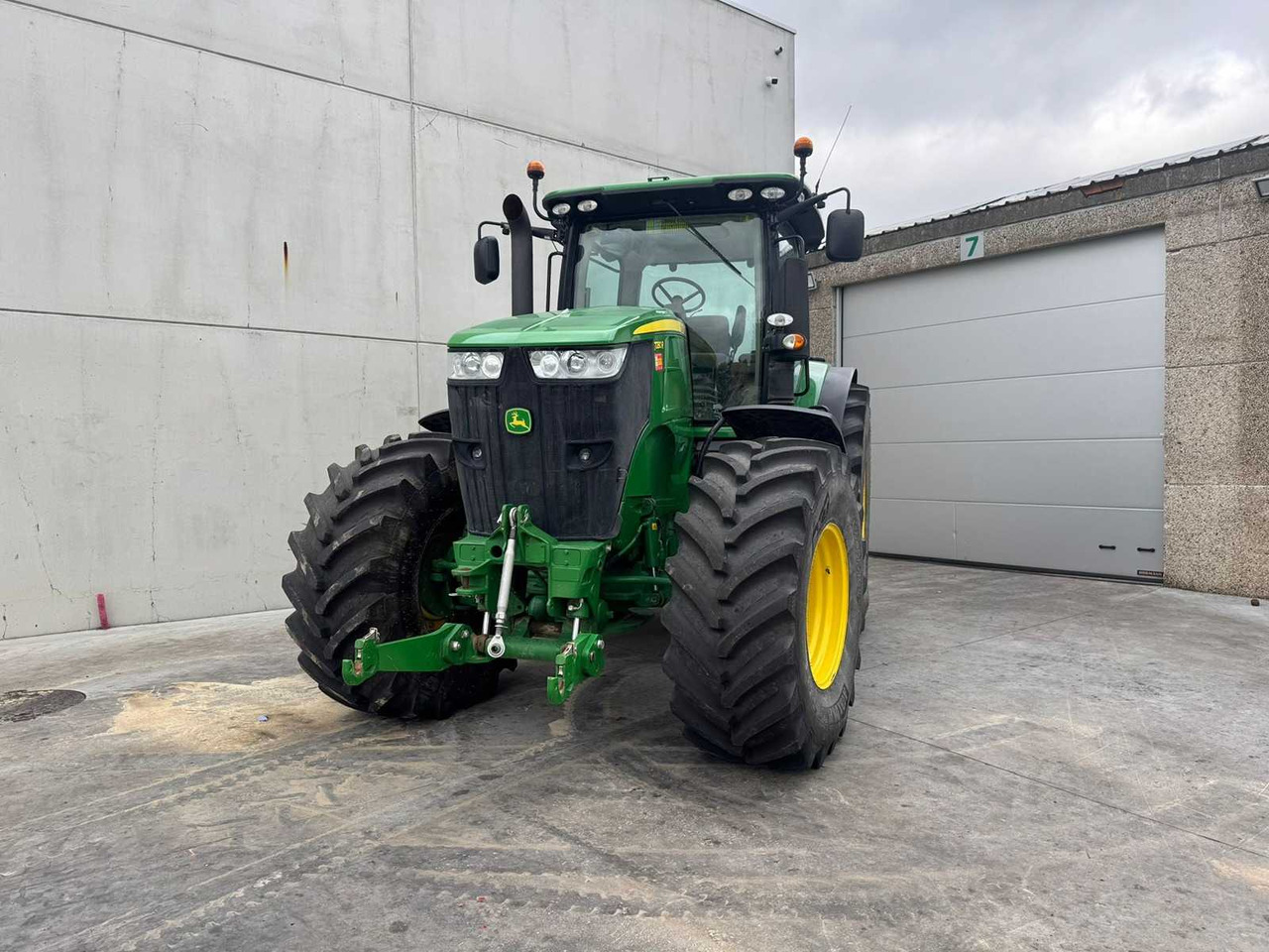 JOHN DEERE - 7280R - 4-WHEEL DRIVE TRACTOR - 2012 - Traktor: bilde 2 JOHN DEERE - 7280R - 4-WHEEL DRIVE TRACTOR - 2012 - Traktor: bilde 2