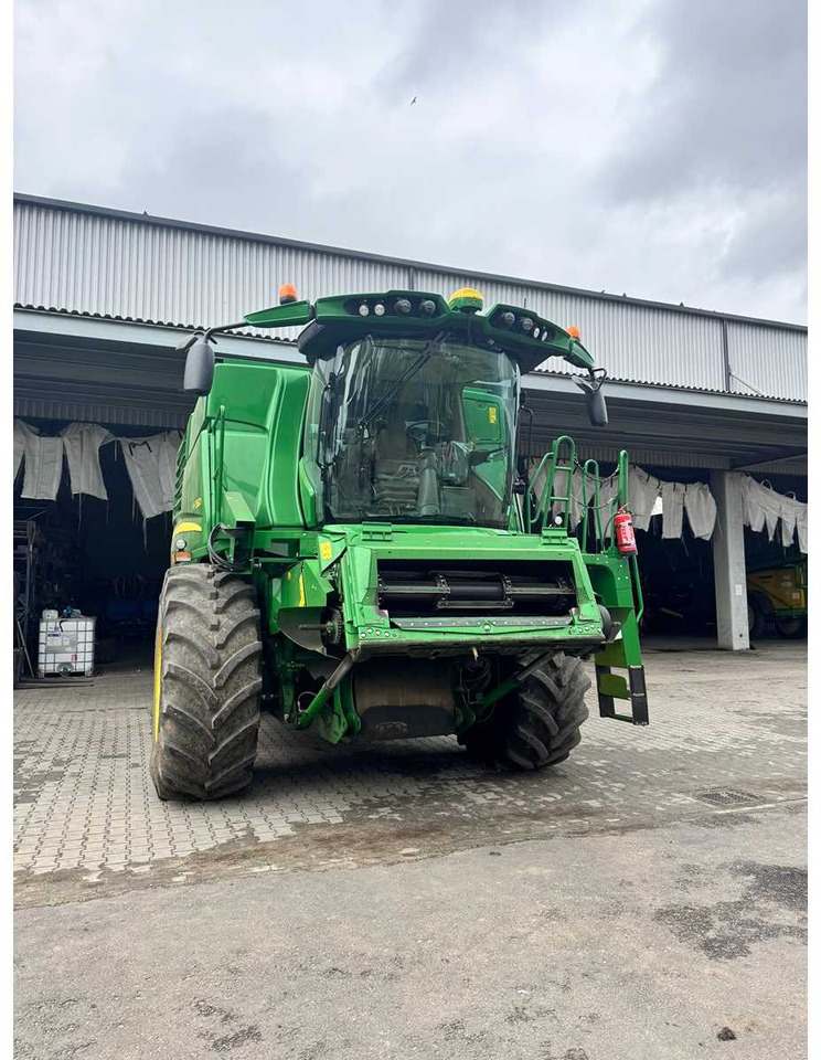 JOHN DEERE T660I - Skurtresker: bilde 3 JOHN DEERE T660I - Skurtresker: bilde 3