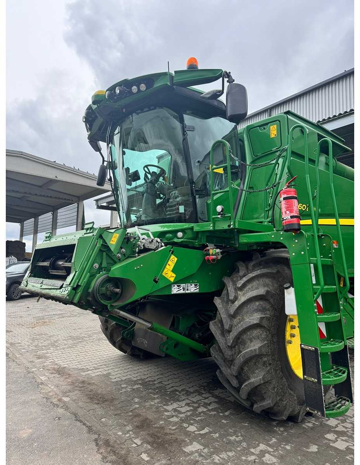 JOHN DEERE T660I - Skurtresker: bilde 4 JOHN DEERE T660I - Skurtresker: bilde 4