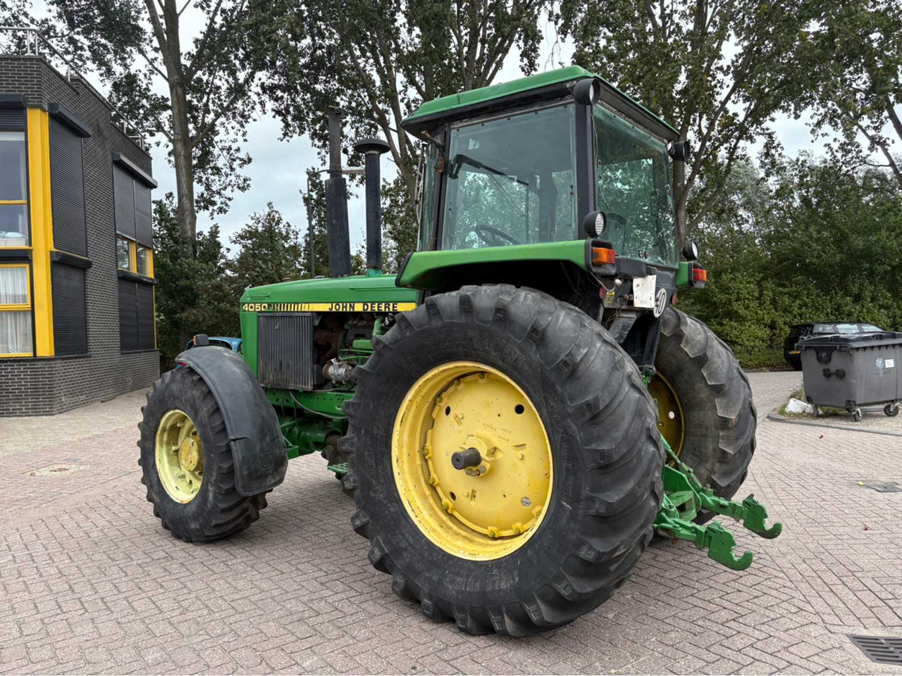 John Deere 4050 - Traktor: bilde 4 John Deere 4050 - Traktor: bilde 4
