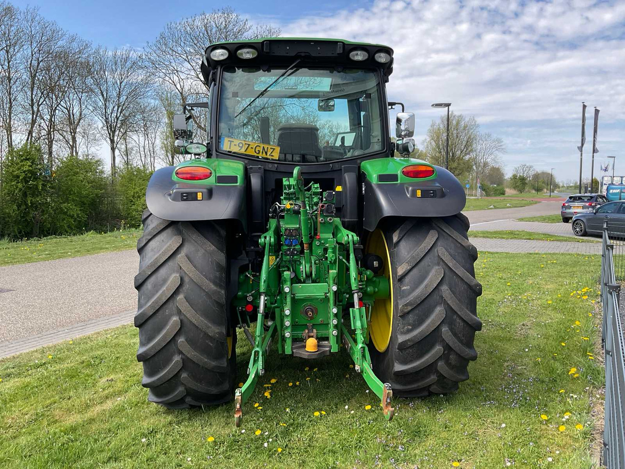 John Deere 6155R - Traktor: bilde 4 John Deere 6155R - Traktor: bilde 4