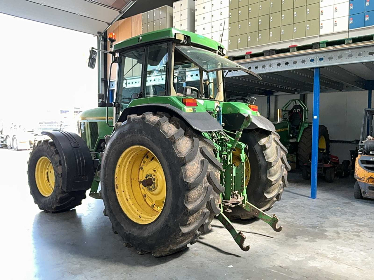 John Deere 7700 - Traktor: bilde 3 John Deere 7700 - Traktor: bilde 3