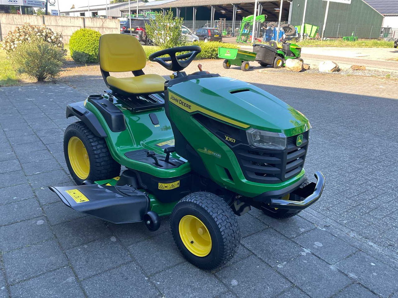 John Deere X167 - Gressklipper: bilde 4 John Deere X167 - Gressklipper: bilde 4
