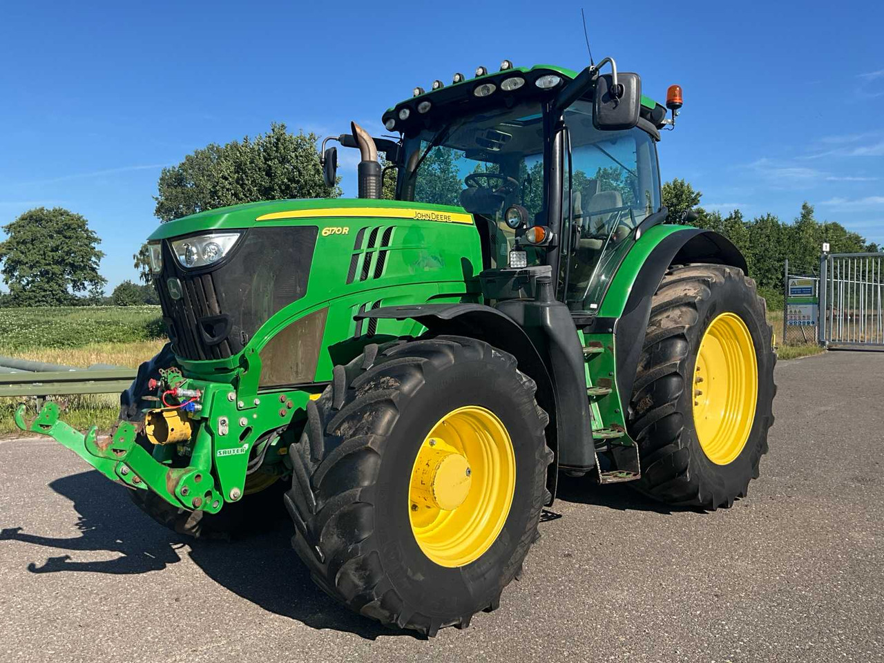 John deere 6170 R - Traktor: bilde 1 John deere 6170 R - Traktor: bilde 1