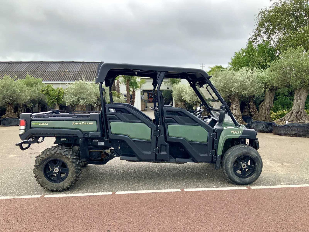 John deere Gator XUV 4x4 IRS - Kommunale traktor: bilde 5 John deere Gator XUV 4x4 IRS - Kommunale traktor: bilde 5