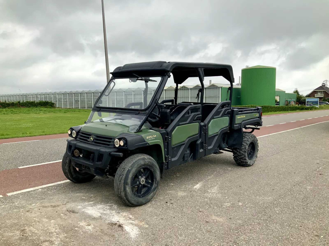John deere Gator XUV 4x4 IRS - Kommunale traktor: bilde 1 John deere Gator XUV 4x4 IRS - Kommunale traktor: bilde 1