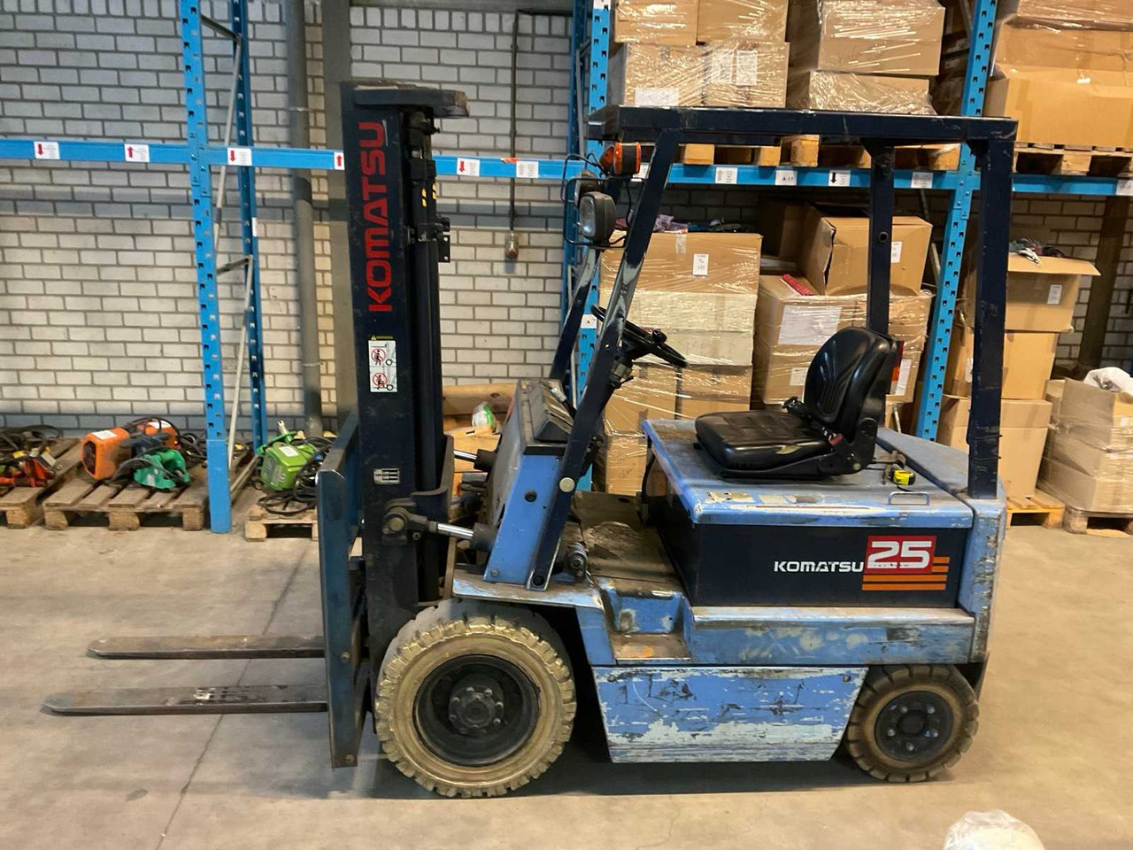 KOMATSU FB20-3 FORKLIFT - Gaffeltruck: bilde 2 KOMATSU FB20-3 FORKLIFT - Gaffeltruck: bilde 2