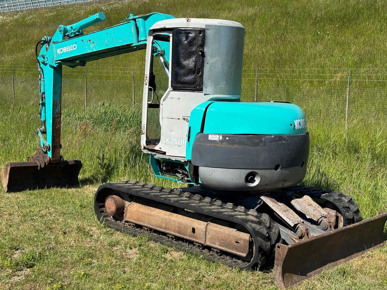 Kobelco SK75UR - Beltegraver: bilde 3 Kobelco SK75UR - Beltegraver: bilde 3