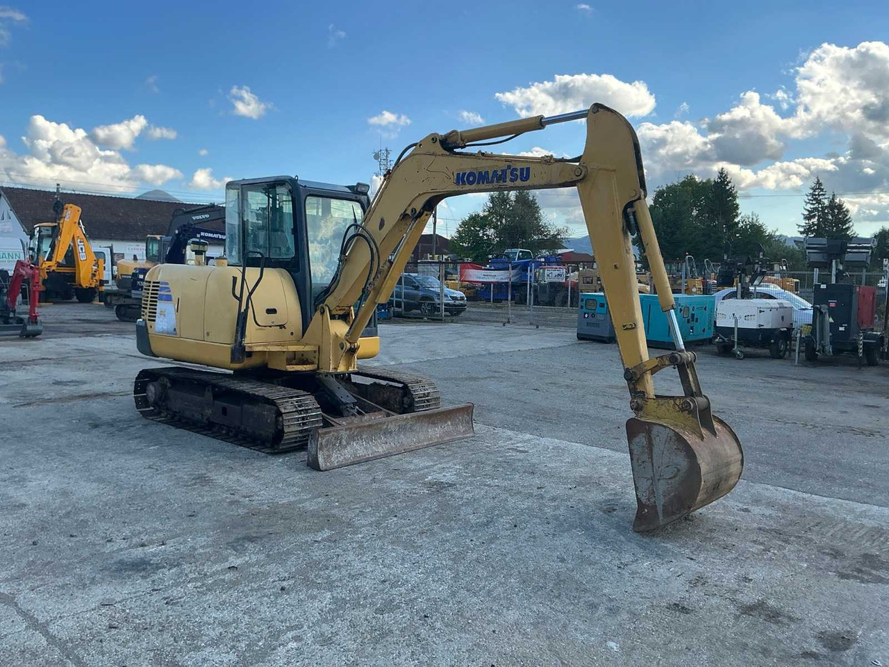 Komatsu KOMATSU - PC 56 -7 - MINI-EXCAVATOR - 2007 - Minigraver: bilde 1 Komatsu KOMATSU - PC 56 -7 - MINI-EXCAVATOR - 2007 - Minigraver: bilde 1