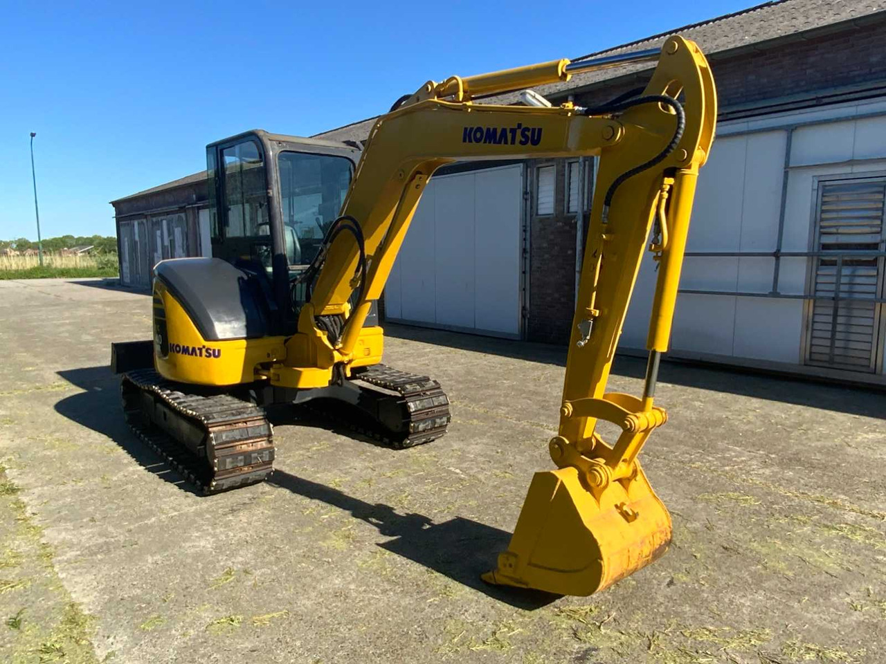 Komatsu PC40MR-3 - Beltegraver: bilde 4 Komatsu PC40MR-3 - Beltegraver: bilde 4