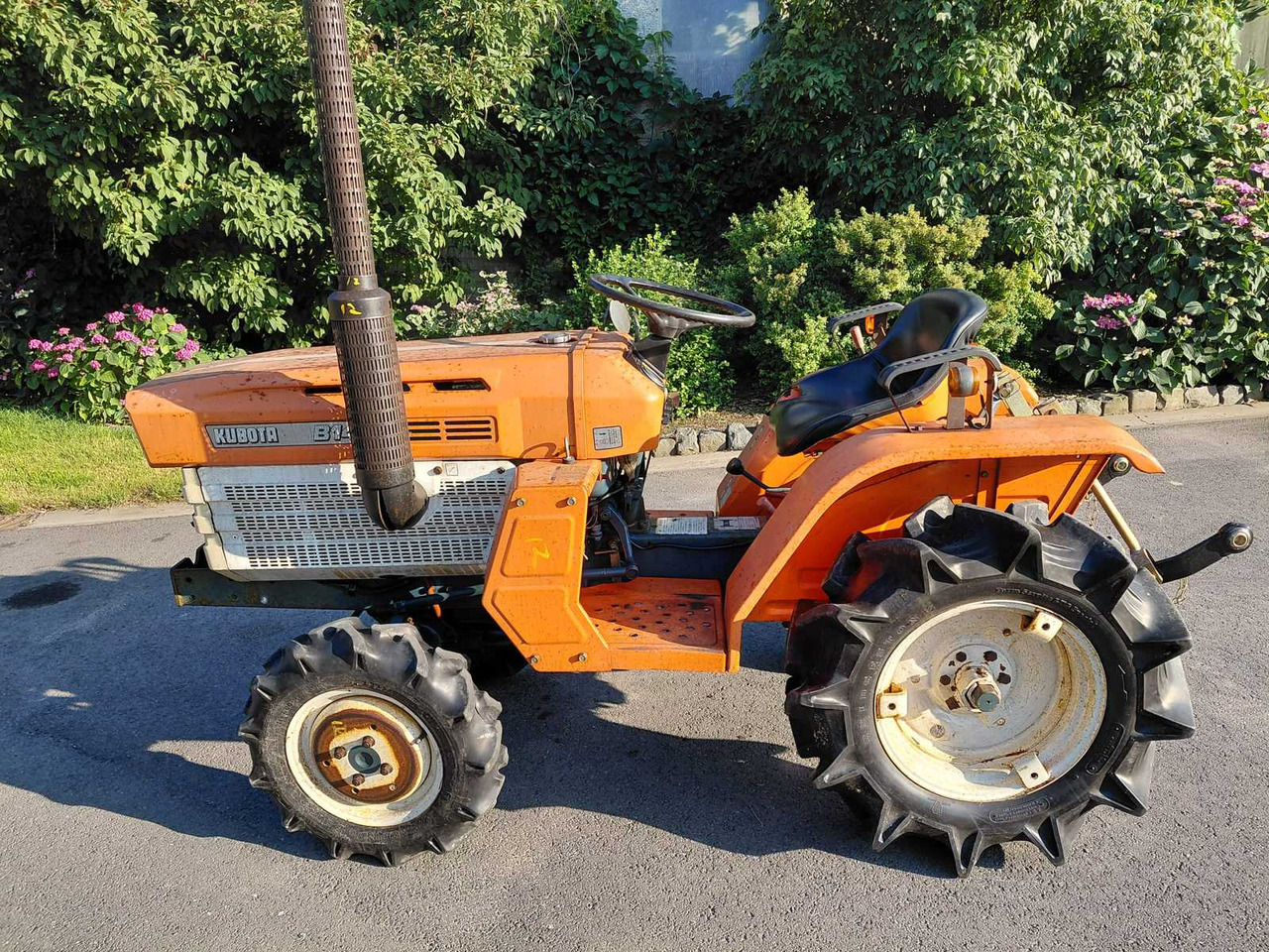 Kubota B1400 - Minitraktor: bilde 1 Kubota B1400 - Minitraktor: bilde 1