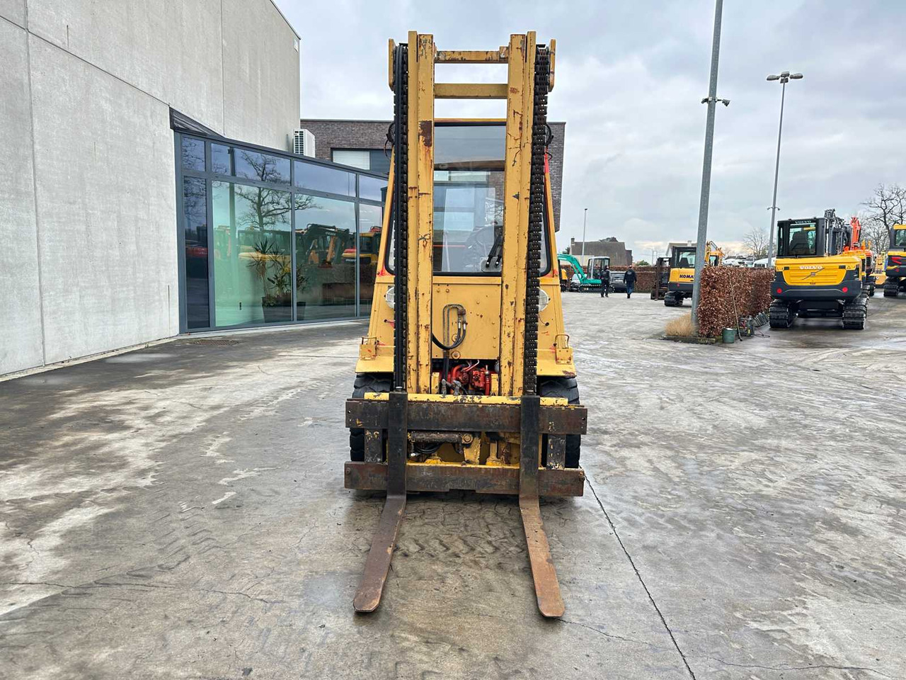 LINDE - 1988 - H40DW - FORKLIFT TRUCK - Gaffeltruck: bilde 2 LINDE - 1988 - H40DW - FORKLIFT TRUCK - Gaffeltruck: bilde 2