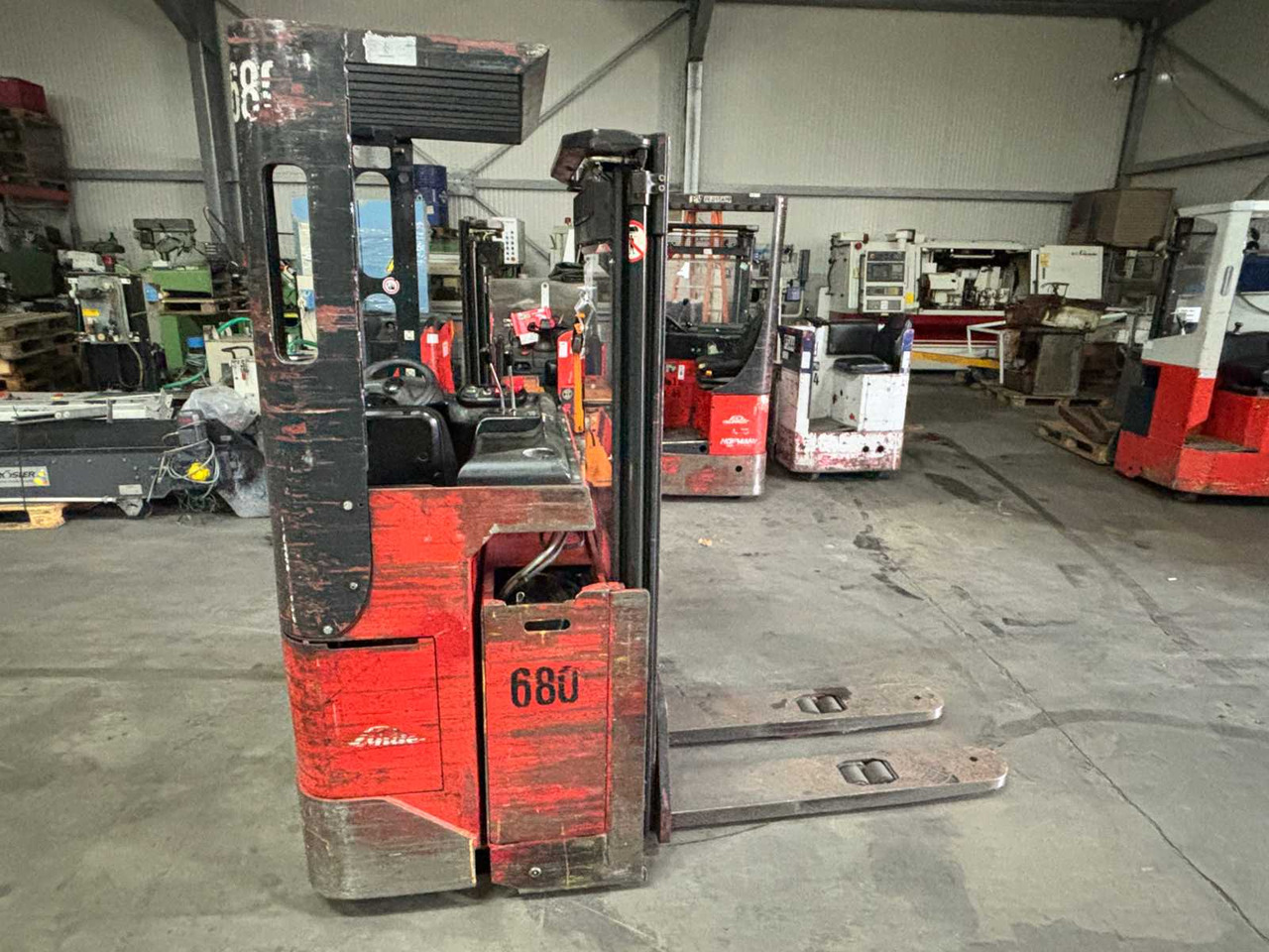 LINDE - L 16 - REACH FORKLIFT - 1999 - Gaffeltruck: bilde 1 LINDE - L 16 - REACH FORKLIFT - 1999 - Gaffeltruck: bilde 1