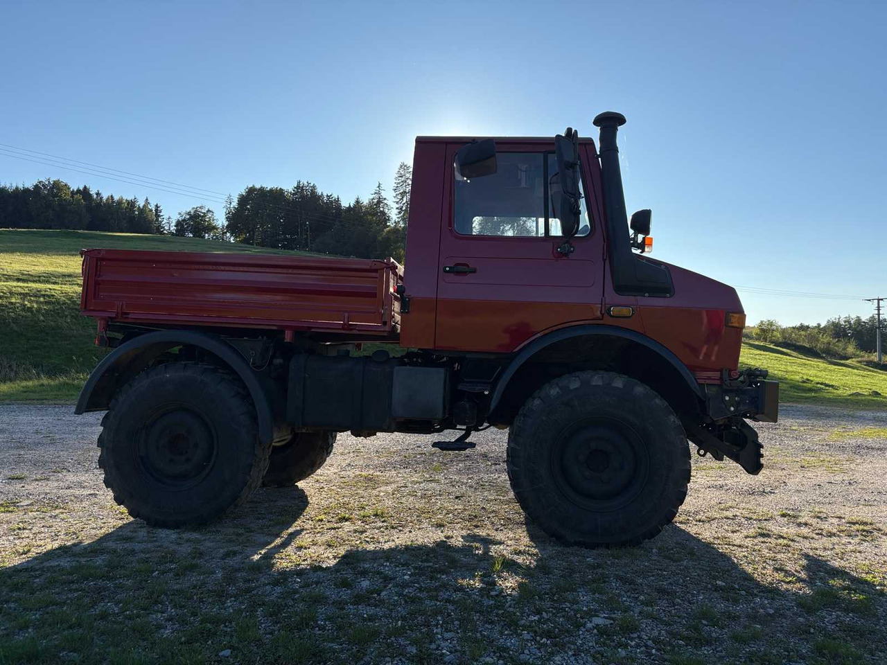 Mercedes-Benz Unimog 1400 (U 427/10) - Landbruksteknikk: bilde 2 Mercedes-Benz Unimog 1400 (U 427/10) - Landbruksteknikk: bilde 2