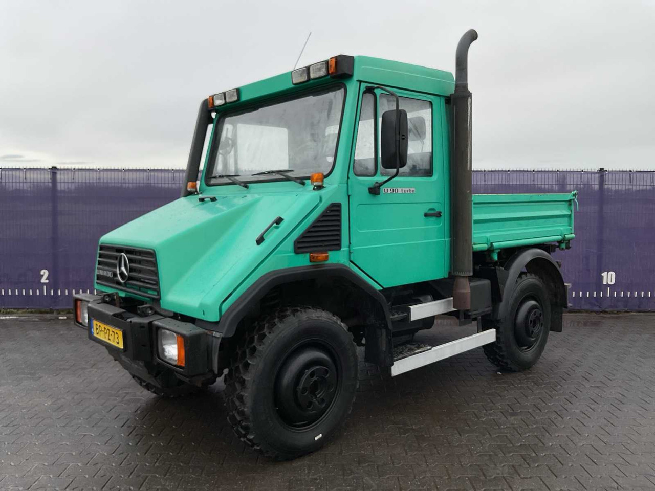 1998 MERCEDES-BENZ UNIMOG TRUCK - Lastebil: bilde 1 1998 MERCEDES-BENZ UNIMOG TRUCK - Lastebil: bilde 1