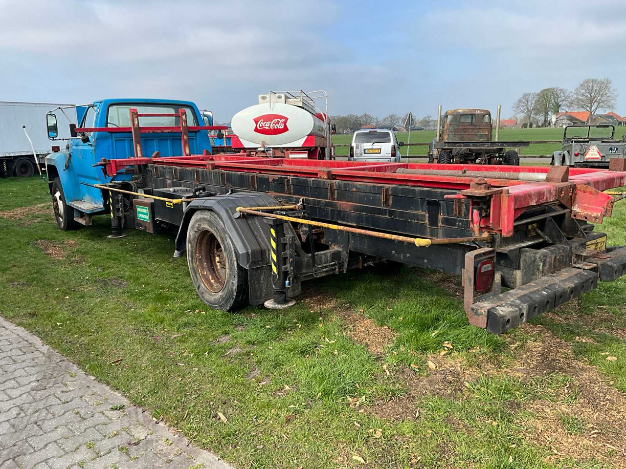 FORD - - F700 - TRUCK - Lastebil: bilde 2 FORD - - F700 - TRUCK - Lastebil: bilde 2