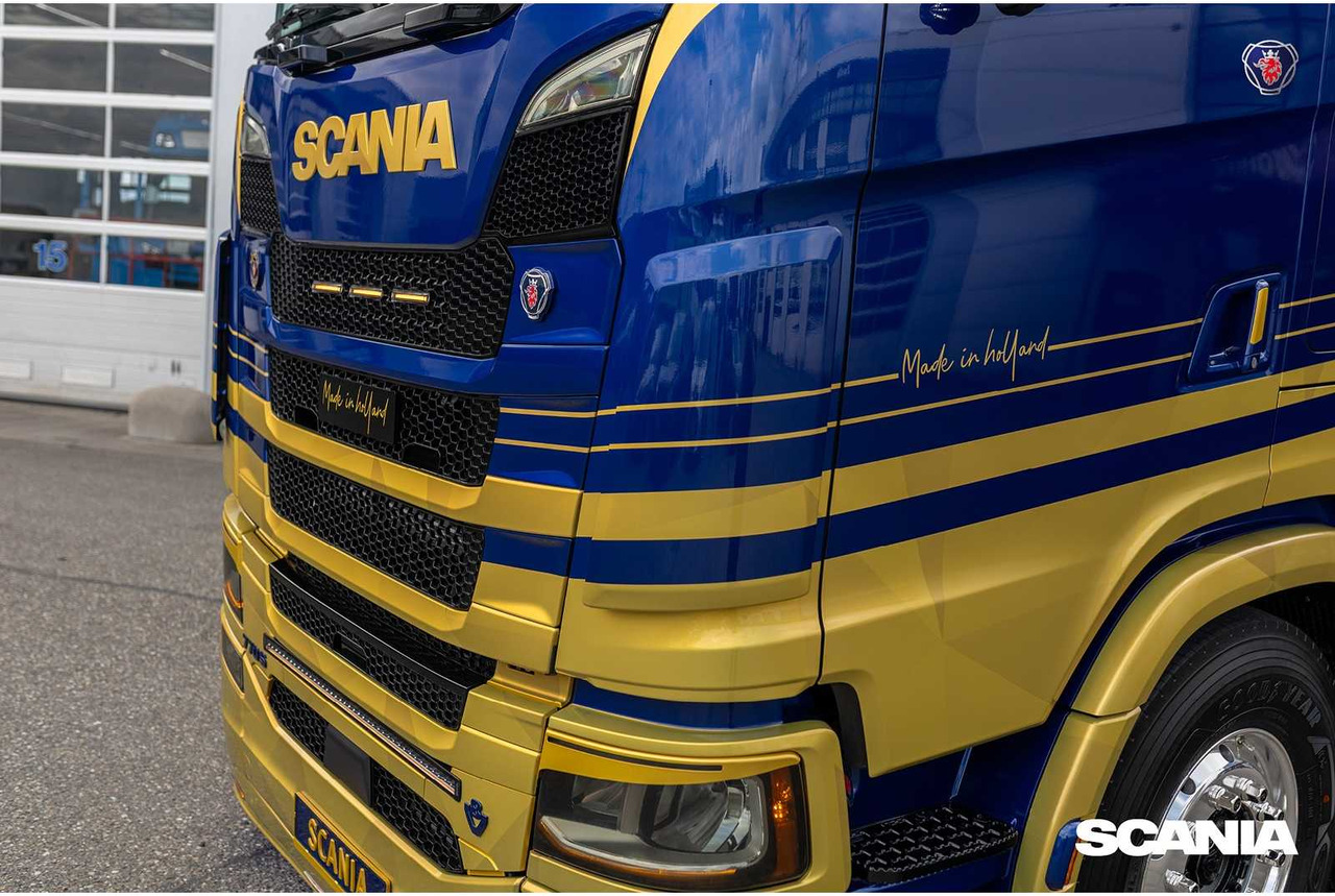 SCANIA 1 MILLION ZWOLLE - 770S 6X2 V8 – POWERED BY SCANIA - Lastebil: bilde 5 SCANIA 1 MILLION ZWOLLE - 770S 6X2 V8 – POWERED BY SCANIA - Lastebil: bilde 5